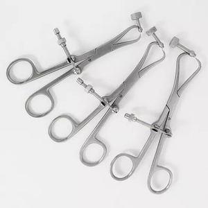 Surginexa Instruments chirurgicaux orthopédiques vétérinaires de haute qualité certifiés CE Classe I, comprenant un ensemble de 3 plaques de maintien, un guide de perçage et des pinces - Product Image 2