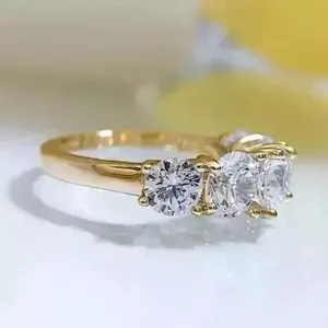 Anillo de Compromiso de Cinco Piedras con Moissanita Auténtica de 3 Quilates, Corte Redondo, Plata de Ley, Chapado en Oro Amarillo de 14K, Estilo Vintage - Product Image 3