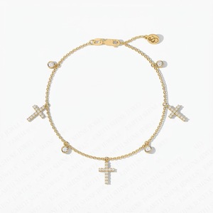 สร้อยข้อมือแฟชั่นรูปกากบาท ทอง 10K 14K ประดับเพชรแล็บ สร้อยข้อมือแบบเรียบหรูพร้อมจี้รูปกากบาทสามดวง เครื่องประดับคริสเตียน - Product Image 5