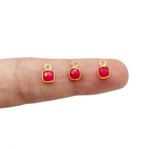 Hot Pink Chalcedony <b>Cushion</b> Shape Charm Gold Plated Faceted Gemstone Pendant Tiny Bezel Connector for DIY Earrings Necklace - Product Image 3