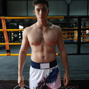 Pantalones Cortos de Muay Thai, Nueva Llegada, Combinación Blanco y Rojo, Transpirables, Ligeros, para Entrenamiento de MMA y Muay Thai - Product Image 3