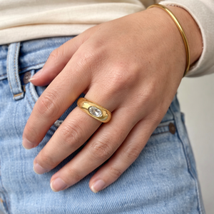 Anillo de Diamante Ovalado Cultivado en Laboratorio al por Mayor DRF VS VVS Oro 10K 14K 18K Anillo de Diamante con Engaste Flush IGI Anillo de Promesa Gypsy - Product Image 4