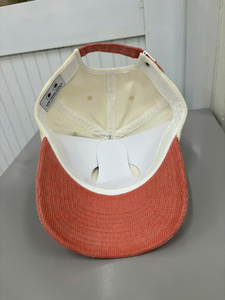 Gorra de Béisbol Fabricada en Vietnam con Logotipo Personalizado, 6 Paneles, Visera Precurvada, Sin Estructura, para Adultos, Uso en Exteriores - Product Image 4