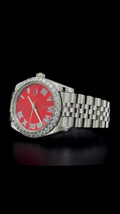 Montre élégante pour femme en acier inoxydable, cadran rouge, lunette sertie de diamants, chiffres romains, affichage analogique, fermoir pliant, 36 mm - Product Image 3