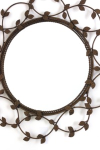 Miroir mural encadré moderne avec cadre en métal, surface en verre décorative, design dernier cri à un prix très raisonnable - Product Image 3