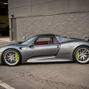 Porsche 918 Spyder 2015 en perfecto estado · Coupé · Fibra de carbono · Tracción en las cuatro ruedas - Product Image 1