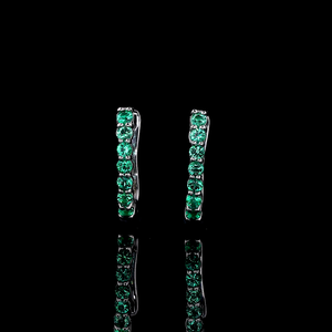 Pendientes de Aro Redondos de Oro Blanco de 14K con Esmeralda, Certificados por IGI, Pendientes Huggie de Lujo Chapados en Oro de 14K para Mujer - Product Image 1