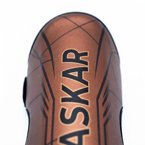 อุปกรณ์ป้องกันขา ASKAR PU สำหรับการฝึกซ้อมมวยและศิลปะการต่อสู้ ใช้ได้ทั้งชายและหญิง แผ่นรองขาทนทาน - Product Image 3