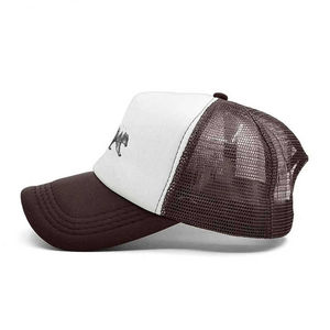 Casquette de camionneur Richardson 112 avec logo brodé personnalisé sur patch en cuir - Casquettes de camionneur avec panneau en mesh - Product Image 2