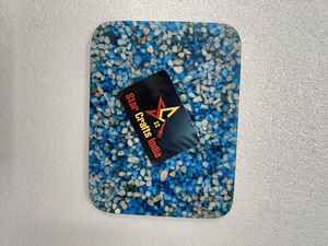 Plateau de service vertical en bois et résine, durable, réutilisable, compatible lave-vaisselle, personnalisable pour l'hôtellerie, la restauration à domicile et les services de traiteur - Product Image 3