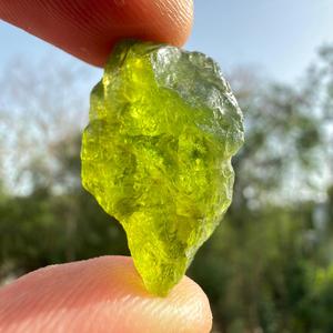 Natural Peridot Rough Raw Crystal Loose Gemstone Green Healing Stone Jewelry Making Wholesale Supplier - Product Image 1
