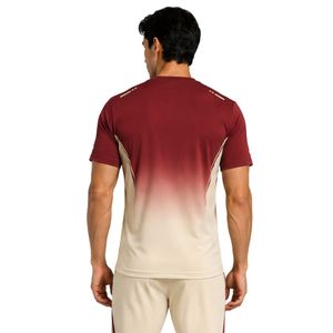 T-shirt de sport pour homme bordeaux et dégradé, à séchage rapide, pour la gym, la course et l'entraînement, personnalisable - Product Image 2