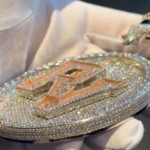 จี้เงินแท้ 925 ประดับเพชรโมอิสซาไนต์รูปตัวอักษร RV พร้อมปีกนางฟ้า ดีไซน์แบบ Iced Bling สไตล์ฮิปฮอป - Product Image 5