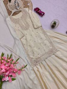 Ensemble de robe Anarkali traditionnelle en coton crème pour femmes, coupe régulière, longueur au sol, tenue de mariage, style Inde Pakistan - Product Image 5
