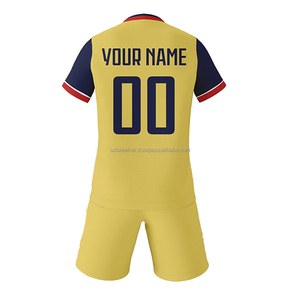 Ensemble d'uniformes de football à manches courtes en polyester 100% fait à la main vêtements de sport pour hommes et femmes avec maillots de l'équipe de France et de joueurs - Product Image 4