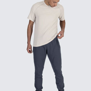 T-shirt vintage streetwear à col rond, coupe régulière, longueur longue, couleur unie, en coton léger, tissu jersey uni - Product Image 3