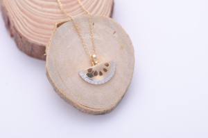 Colgante de Plata de Ley 925 Sólida con Diseño de Rodaja de Sandía, Amuleto de Fruta con Pavé, Joyería para Mujer - Product Image 4