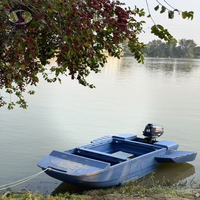 Bateau de pêche en plastique rotomoulé durable, directement de l'usine, grande capacité