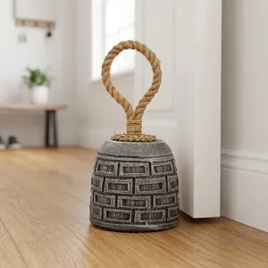Butée de porte artisanale Home Basket Bali en céramique rustique, avec poignée en corde, noir mat, lestée, style Wabi Sabi, design minimaliste - Product Image 3