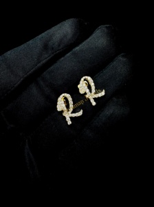 Wholesale SHRAMAN DIAMOND 10K Solid Gold Plated Custom Trendy Alphabet Letter Moissanite Diamond Screw <b>Back</b> Fine Stud <b>Earrings</b> - Product Image 6