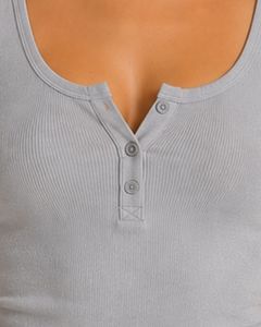 Top corto sin mangas de algodón acanalado gris para mujer, con botones frontales, ajuste ceñido, estilo casual de verano, suave y elástico, top básico de moda. - Product Image 6