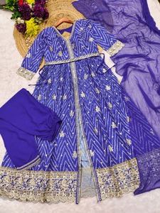 Vestido Anarkali de Diseñador Sayuri Sakshi, en Seda Chinon con Bordado y Estampado Digital, Compre Directamente del Proveedor - Product Image 6