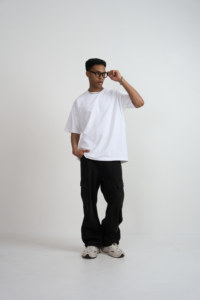 T-shirt Oversize Premium de Luxe Streetwear 300 GSM 100% Coton Lourd Vierge Prêt à Expédier Vente en Gros - Product Image 6