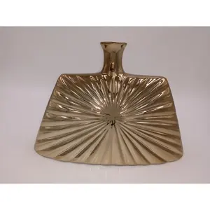 Vase floral de décoration d'intérieur haut de gamme, centre de table élégant et contemporain, vase décoratif de luxe pour arrangements floraux - Product Image 1