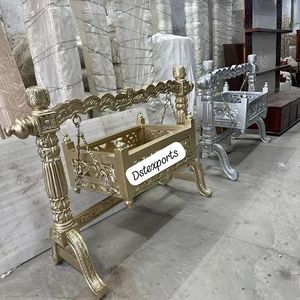 Cuna Elegante y Moderna de Madera de Teca para Bodas, Namkaran, Vidhi y Ceremonias de Bautismo, Duradera, Tamaño Personalizable, Australia - Product Image 4