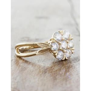 Anillo de compromiso con diseño de hojas y diamantes de corte redondo en oro amarillo de 14K, inspirado en la naturaleza, regalo floral de boda para mujer - Product Image 3