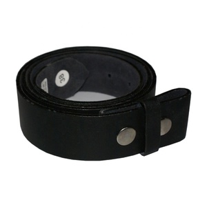 Cinturón de cuero genuino Color negro Producto de calidad premium - Product Image 1