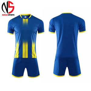 Ensemble Maillot et Short de Football Respirant en Polyester Uni pour Hommes, Séchage Rapide, Tenues de Football OEM 2026 - Product Image 4