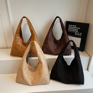 Sac à bandoulière simple en faux daim mat vintage pour femme, grande capacité, idéal pour les trajets quotidiens au travail - Product Image 1