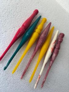 Agujas de Ganchillo Ergonómicas de Resina, Hechas a Mano, Coloridas, para Tejer Hilo, Acabado Liso, Herramientas de Tejido, Suministros de Manualidades al por Mayor - Product Image 5