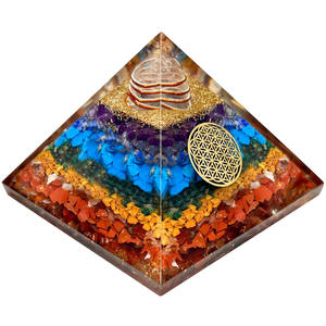 Pirámide de Orgón de Siete Chakras Más Vendida, Pirámide de Orgonita de Cristal Natural al por Mayor de Aameena Agate - Product Image 3