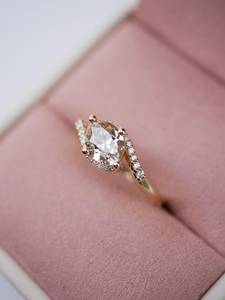 Bague de Fiançailles Ovale en Moissanite, Alliance de Mariage Plaqué Or, Sertie à Griffes, Bague de Promesse pour Femme - Product Image 4