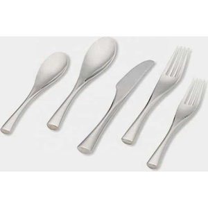 Cuchillos de corte de queso chapados en plata brillante, conjunto de herramientas de mesa con mango de puño de diseñador, espátula - Product Image 2