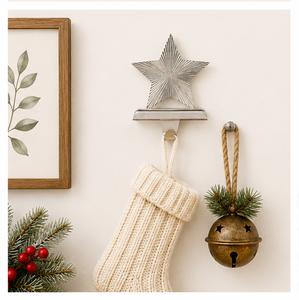 Customized Silver Metal Star Shaped Christmas <b>Stocking</b> <b>Holder</b> Handcrafted Rust-Proof Mantel <b>Stocking</b> Hanger For Holiday Home - Product Image 2