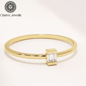 Bague de fiançailles classique en argent plaqué or 14 carats avec moissanite taille coussin, sertie à griffes, certifiée IGI, pour femme - Charm Jewells - Product Image 6