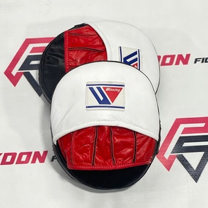 Guantes de Boxeo Winning Punch, Guantes de Entrenamiento Profesional Curvos de Alta Calidad, Hechos de Cuero Vacuno de Primera Calidad, Absorben la Humedad - Product Image 2