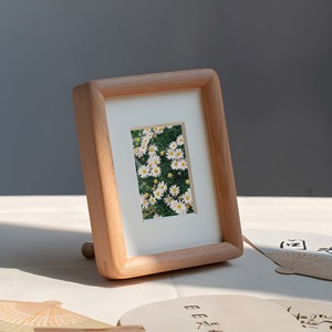 Cadre photo rectangulaire en bois naturel réglable et personnalisé, fait main, pour décoration de table, maison, hôtel, bureau, cadeaux, utilisation en forme de croissant - Product Image 1