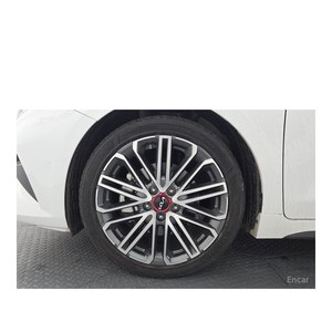 Kia K3 1.6 Turbo GT 5 portes 2023 avec caméra de recul, sièges en cuir, conduite à gauche, 20 477 km - Product Image 5