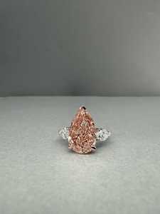 Anillo de tres piedras con diamante de corte pera de 3.01 CT, rosa de fantasía, cultivado en laboratorio, para mujer, en oro blanco de 14K, regalo de compromiso para novias. - Product Image 1