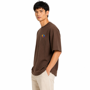 เสื้อยืดผู้ชายไซส์ใหญ่ ทรงหลวม ผ้าเนื้อนุ่ม สไตล์สตรีทแวร์ทันสมัย ใส่สบายในชีวิตประจำวัน เหมาะกับชุดลำลอง และสามารถสั่งทำได้ - Product Image 4