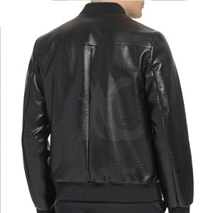 Chaqueta de cuero clásica para hombre, de invierno, con material duradero y estilo cómodo, adecuada para uso casual y urbano. - Product Image 2