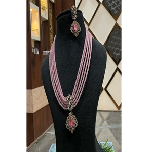 Conjunto de Collar y Aretes de Moissanita Kundan Clásico Chapado en Oro de Primera Calidad Radiante, Regalo de Boda, Compromiso, Fiesta, Tradicional - Product Image 2