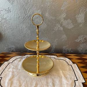 Vente en gros du support à gâteau rond en aluminium CRAFT ASCENT, logo personnalisé, fait main, élégant, pour la présentation lors de fêtes et d'événements - Product Image 1