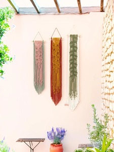 Ensemble de 3 tentures murales à motif floral multicolores, idéales pour le salon, la chambre et une décoration intérieure élégante, à usages polyvalents - Product Image 2