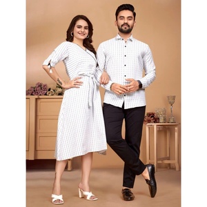 CAMISA DE TRABAJO TEJIDO DE ALGODÓN TENDENCIA CON PAREJA DE UNA PIEZA BLANCA - Product Image 1