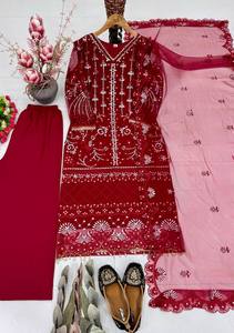 Ensemble Kurta en coton rouge brodé avec pantalon palazzo, coupe ample traditionnelle, longueur cheville, tenue ethnique style Inde Pakistan - Product Image 5